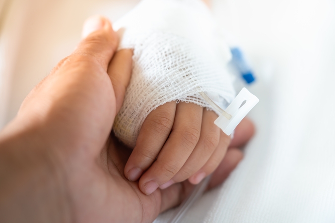 Profesorius R. Kėvalas paneigia mitus apie skiepus ir meningokoką B