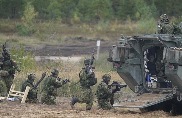 Latvijoje prasidėjo NATO pratybos „Žiemos skydas 2021“