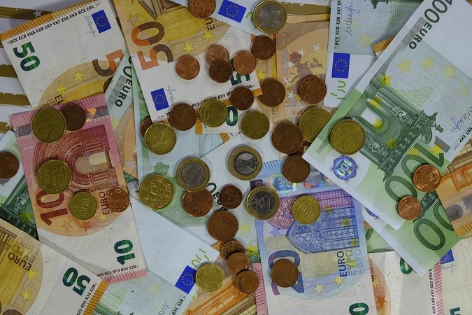 ECB: sprendžiant dėl bankų mokesčių būtinas išsamus vertinimas