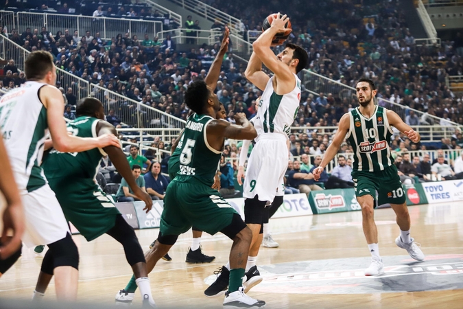 Istorinė pergalė: „Žalgiris“ po pratęsimo parklupdė „Panathinaikos“