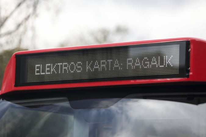 Trys Lietuvos miestai viešojo transporto parką atnaujins 16 elektrinių autobusų
