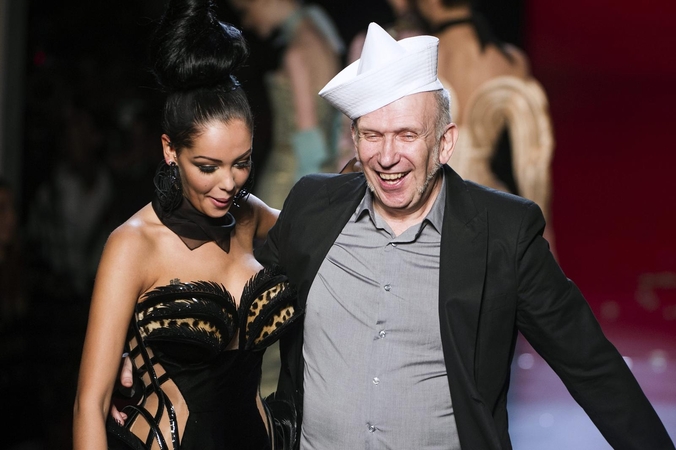 Karjerą baigia aukštosios mados dizaineris J.-P. Gaultier