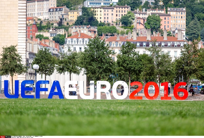 Europos futbolo čempionato atidarymą temdo nerimas dėl saugumo