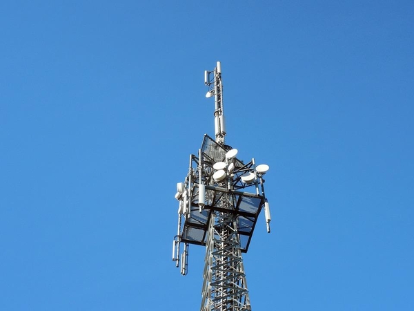 Siūloma uždrausti disponuoti radijo ryšio slopinimo įrenginiais