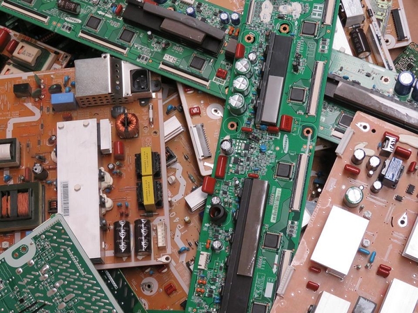 Kokie elektroninės technikos rūšiavimo mitai vis dar sklando Lietuvoje?