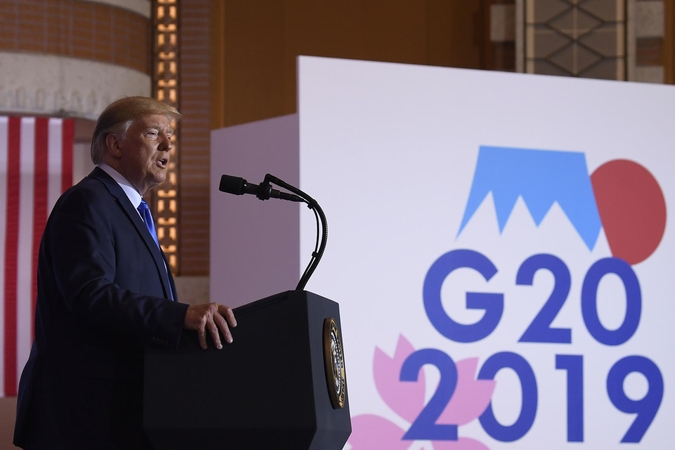 Sh. Abe G-20 šou užtemdė D. Trumpo derybos su Kinija ir tviterio žinutės