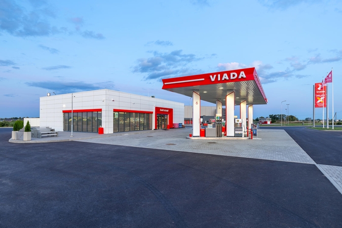 Atidaryta didžiausia „Viada“ degalinė