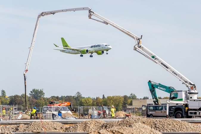 Baigtas didžiausias šalies aviacijos istorijoje Vilniaus oro uosto aerodromo atnaujinimo projektas
