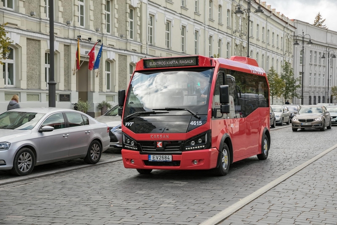 Vilniuje važinės penki elektra varomi autobusai