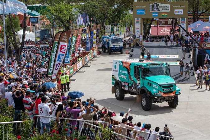 "Dakaras 2017" – alpinizmas su automobiliais