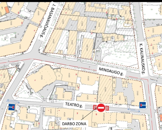 Dėl stogo rekonstrukcijos darbų bus laikinai draudžiamas eismas Teatro gatvėje
