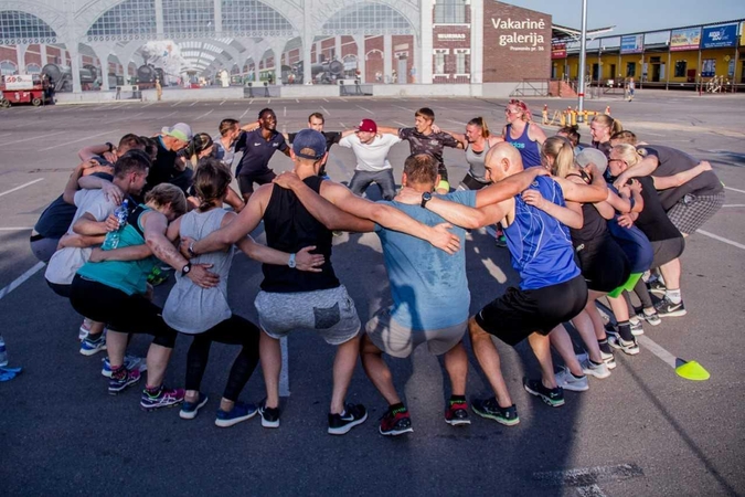 Startuoja masinės treniruotės: kauniečiai renkasi netradicines sporto erdves
