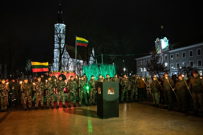 Šiauliečiai pagerbė Sausio 13-osios kovotojus už laisvę