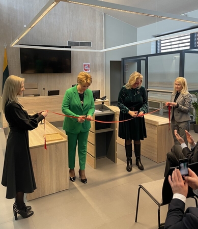 Ukmergėje pradėjo veikti naujas teismo pastatas