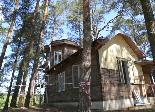 Atgyja tarpukario laikų Kačerginės vilos
