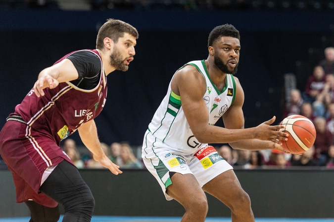 Pusfinalio serijoje – lygu: dominavęs „Lietkabelis sutriuškino „Žalgirį“