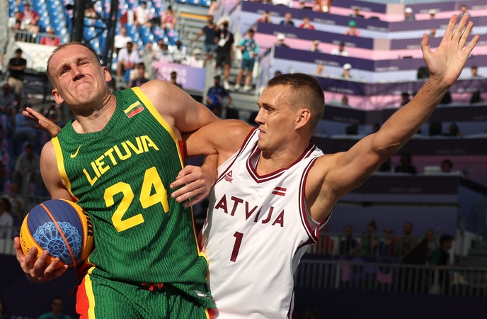 Olimpinių žaidynių starte Lietuvos trijulių rinktinė nusileido Latvijai   