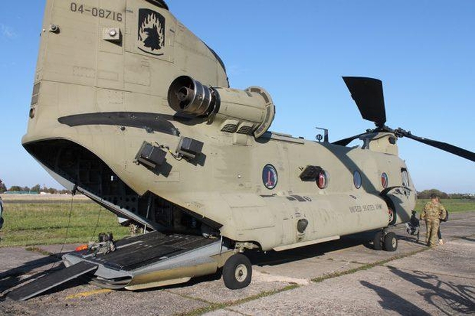 S. Dariaus ir S. Girėno aerodrome leidosi JAV sraigtasparniai
