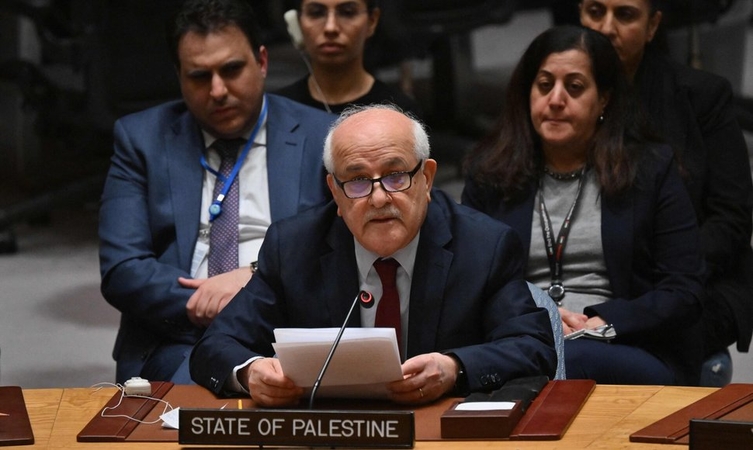 Palestiniečiai vėl siekia visateisės narystės JT, nepaisant galimo JAV veto