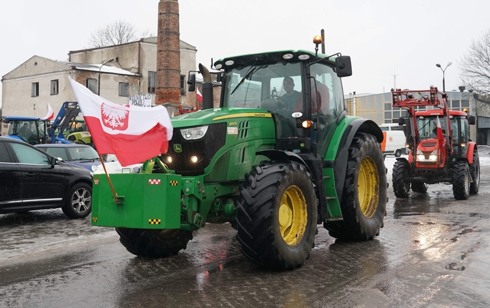 Lenkijos ūkininkai surengė protestą prieš ukrainietiškų žemės ūkio produktų importą