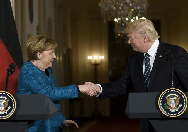 Angela Merkel ir Donaldas Trumpas