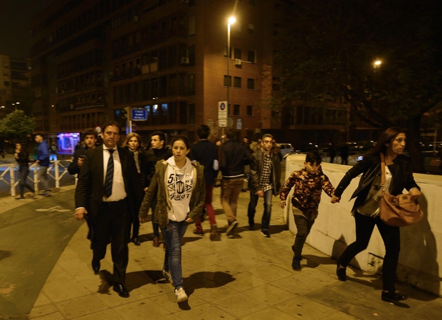 Ispanijoje kilusi panika aptemdė nuotaiką per Didžiojo penktadienio procesijas