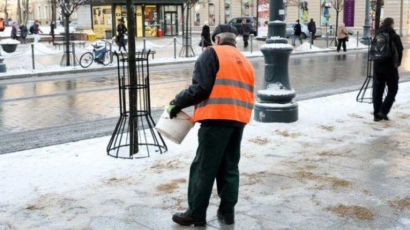 Kaip dirbti per šalčius?