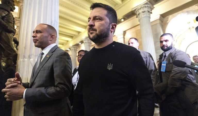 V. Zelenskis JAV Senate kalbėjo apie Amerikos paramos Ukrainai svarbą