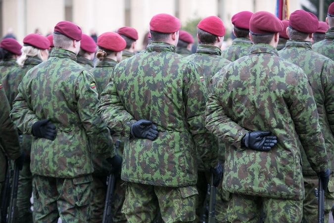Kauno regione stabdomas šaukimas į karo tarnybą 