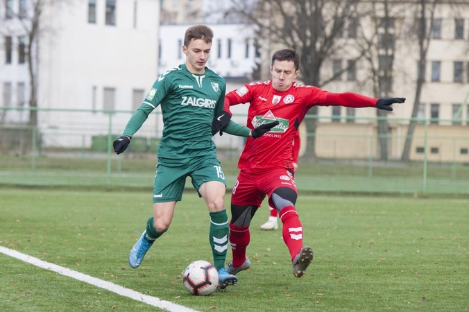 Karolis Šilkaitis (kairėje)