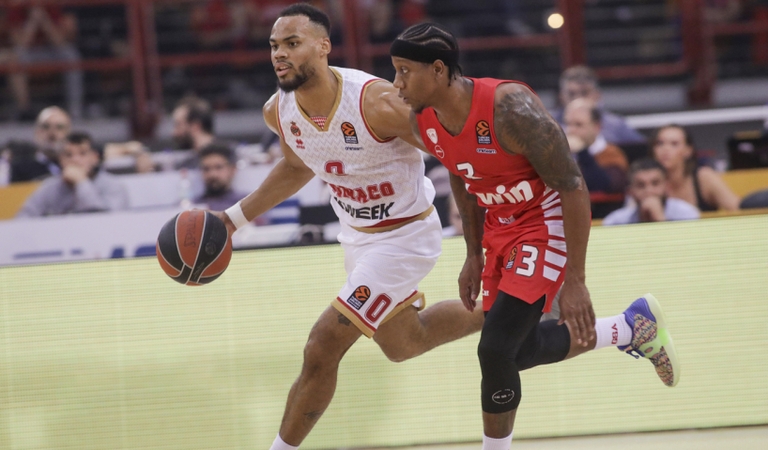   			 Pirėjuje – gynėjų tandemo traukiamo „Monaco“ triumfas