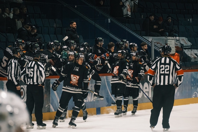 „7bet-Hockey Punks“ žengė tvirtą žingsnį link atkrintamųjų varžybų