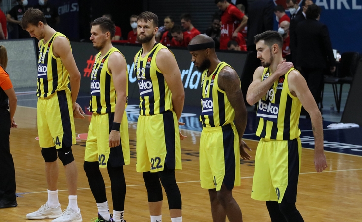 „Fenerbahče“ su E. Ulanovu sensacingai krito Turkijoje