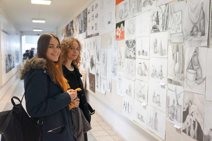Apie architektūros studijas galvojantys moksleiviai varžėsi piešimo olimpiadoje