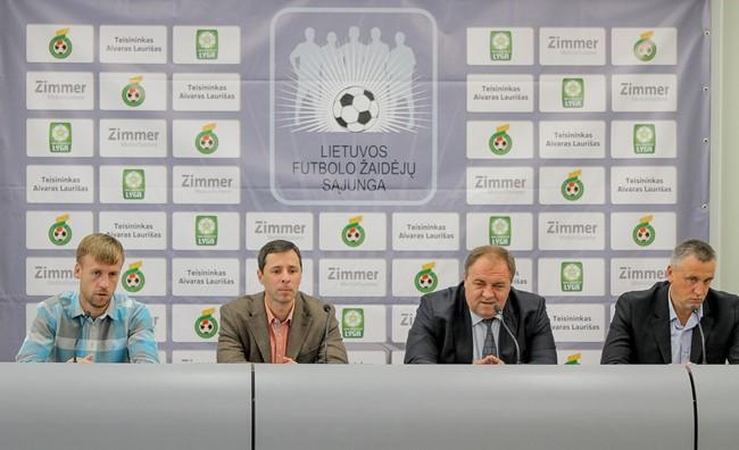 Futbolininkai buriasi į profesinę sąjungą