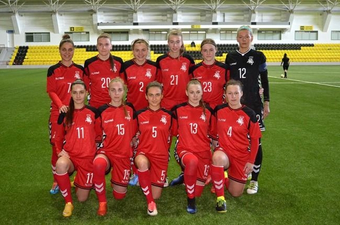 Po puikaus pirmojo kėlinio Lietuvos futbolininkės pralaimėjo Moldovai