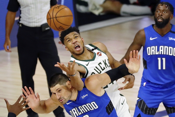 Juodkalnietis 35 taškais pribloškė NBA favoritus