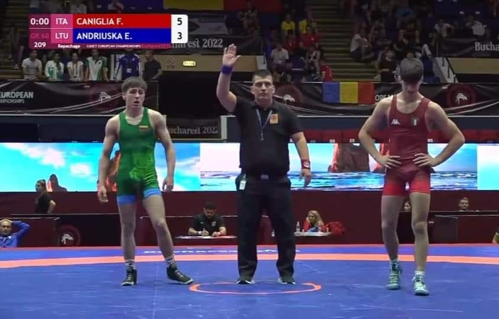 E. Andriuškai – Europos jaunių imtynių čempionato bronza
