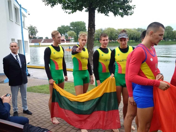 Europos jaunimo čempionate Lietuvos irkluotojai iškovojo sidabrą