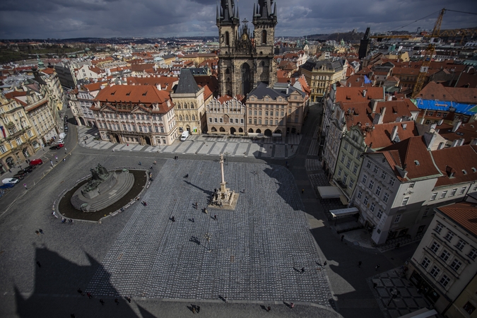 Čekijos vyriausybė prašys parlamentą patvirtinti nepaprastąją padėtį iki balandžio 27-osios