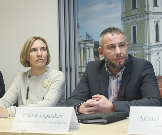 Gaiviųjų gėrimų gamintojai priešinasi cukraus mokesčiui: jis diskriminacinis 
