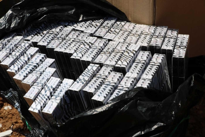 Pareigūnai aptiko alkoholio ir cigarečių be banderolių