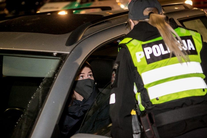 Policija skyrė 122 nuobaudas už karantino pažeidimus