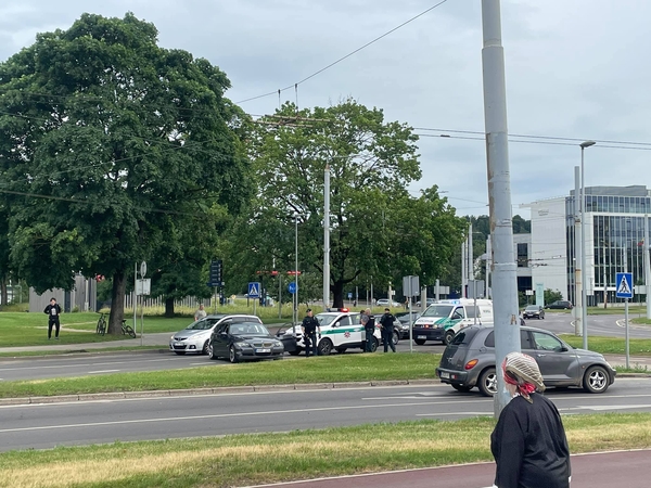 Policija Vilniuje nutraukė girto BMW vairuotojo kelionę