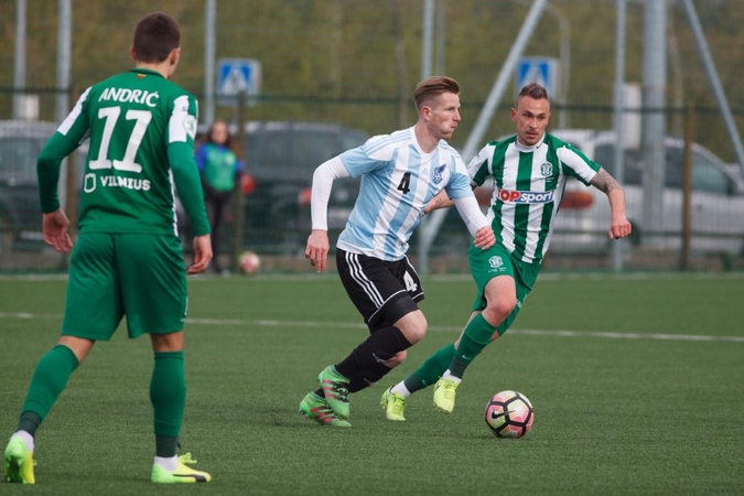 Jonavoje – įtikinama Vilniaus „Žalgirio“ pergalė ir dvi raudonos kortelės