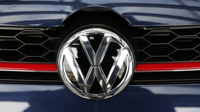 „Volkswagen“ skandalo grimasos: pranešė apie nuostolį
