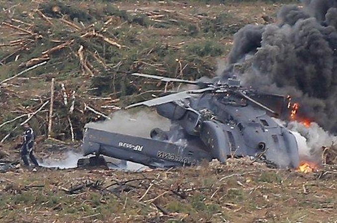 Rusijoje nukritus privačiam sraigtasparniui žuvo pilotas, sužeista keleivė  