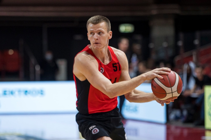 Finale 15 taškų pranašumą išbarstęs „Rytas“ pripažino VEF pranašumą