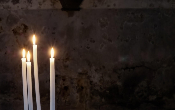 Šveicarijoje nuo COVID-19 pirmąsyk mirė kūdikis