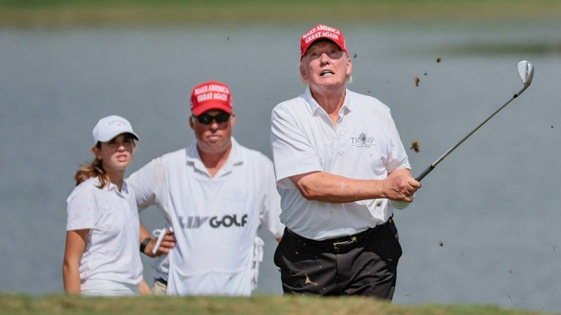 Dėl įtariamo pasikėsinimo į jo gyvybę D. Trumpas kaltina J. Bideno ir K. Harris retoriką